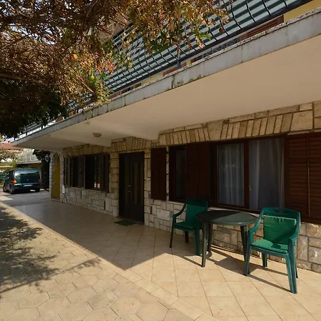 Apartment Gina IV 11069